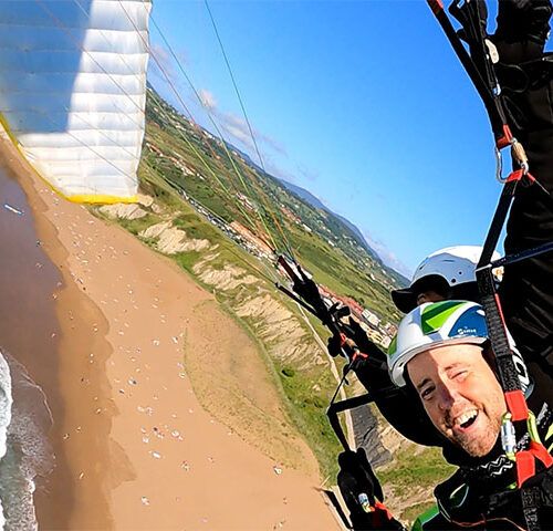 VUELO PARAPENTE<BR><span style="color:#2EACD8">BAUTIZO</span>