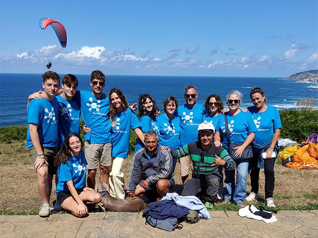 VUELO PARAPENTE<BR><span style="color:#2EACD8">GRUPOS 6 P</span>