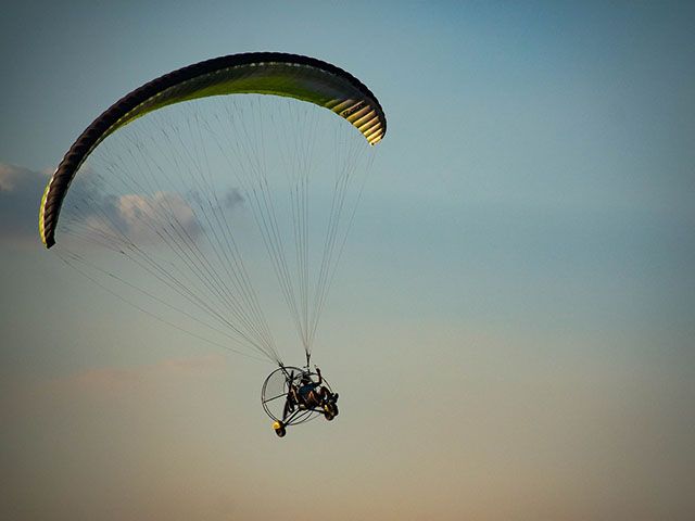 VUELO EN TRIKE<BR><span style="color:#2EACD8">30</span>
