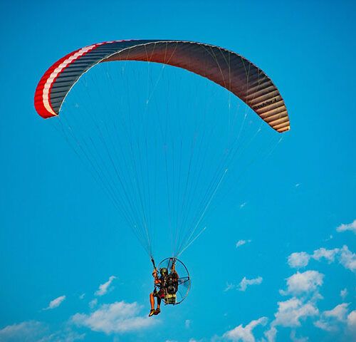 VUELO EN TRIKE<BR><span style="color:#2EACD8">45</span>